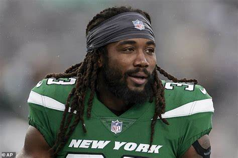 nflrums's tweet photo. The Baltimore Ravens have JUST ANNOUNCED  they have signed Dalvin Cook. 

Dalvin Cook gave up 270K to get released from Jets. https://t.co/0iME1gkvz5