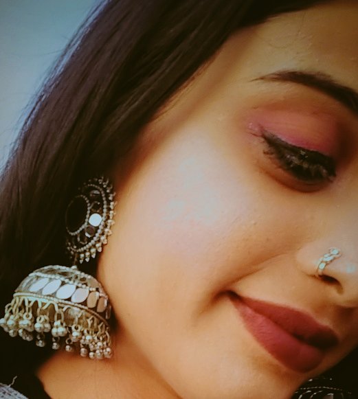 पास नहीं तुम फिर भी इंतजार है
कैसे बताऊं तुमसे कितना प्यार है..!!

#love 
#Mr_perfet✨❤️✨