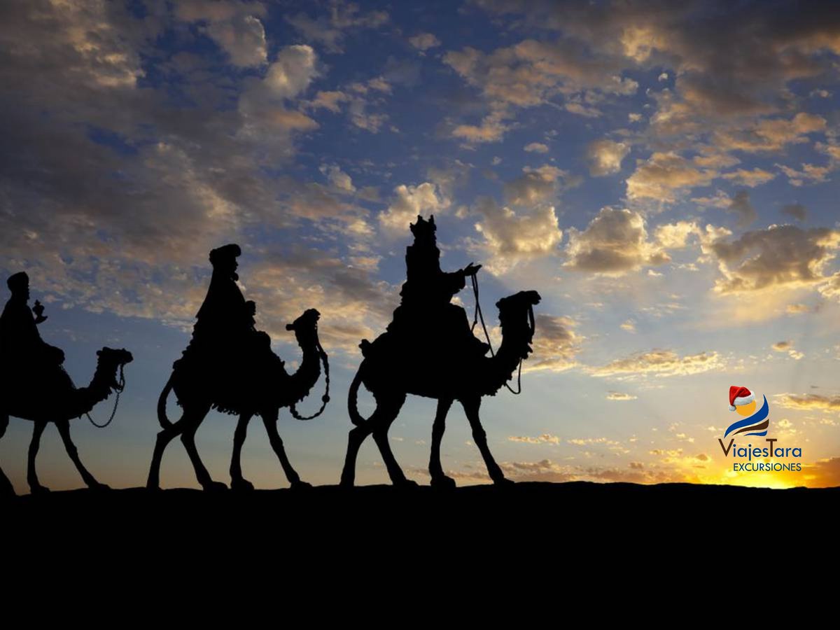 viajestara's tweet photo. Reyes Magos, que esta Navidad esté llena de amor y alegría para todos.
Te lo vas a perder? 
Entra en el mundo #viajestaraexcursiones 
Suscríbete y Reserva tus excursiones con nosotros. +34 928772377
#playadelingles #maspalomas #roquenublo #montaña #playa #trip #follow #travel https://t.co/rQ1koGItjw