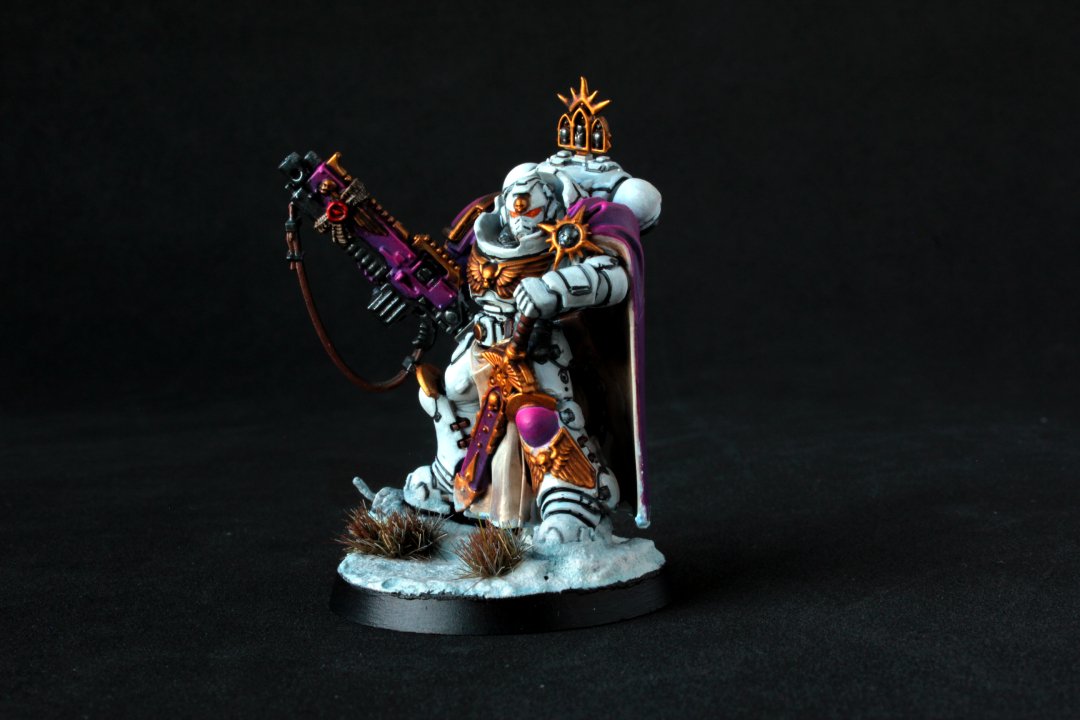 Sep_McD's tweet photo. @warhammer The ever stunning Sons of the Phoenix! purple, gold and white is as cool as it gets https://t.co/CSIkEWUptp