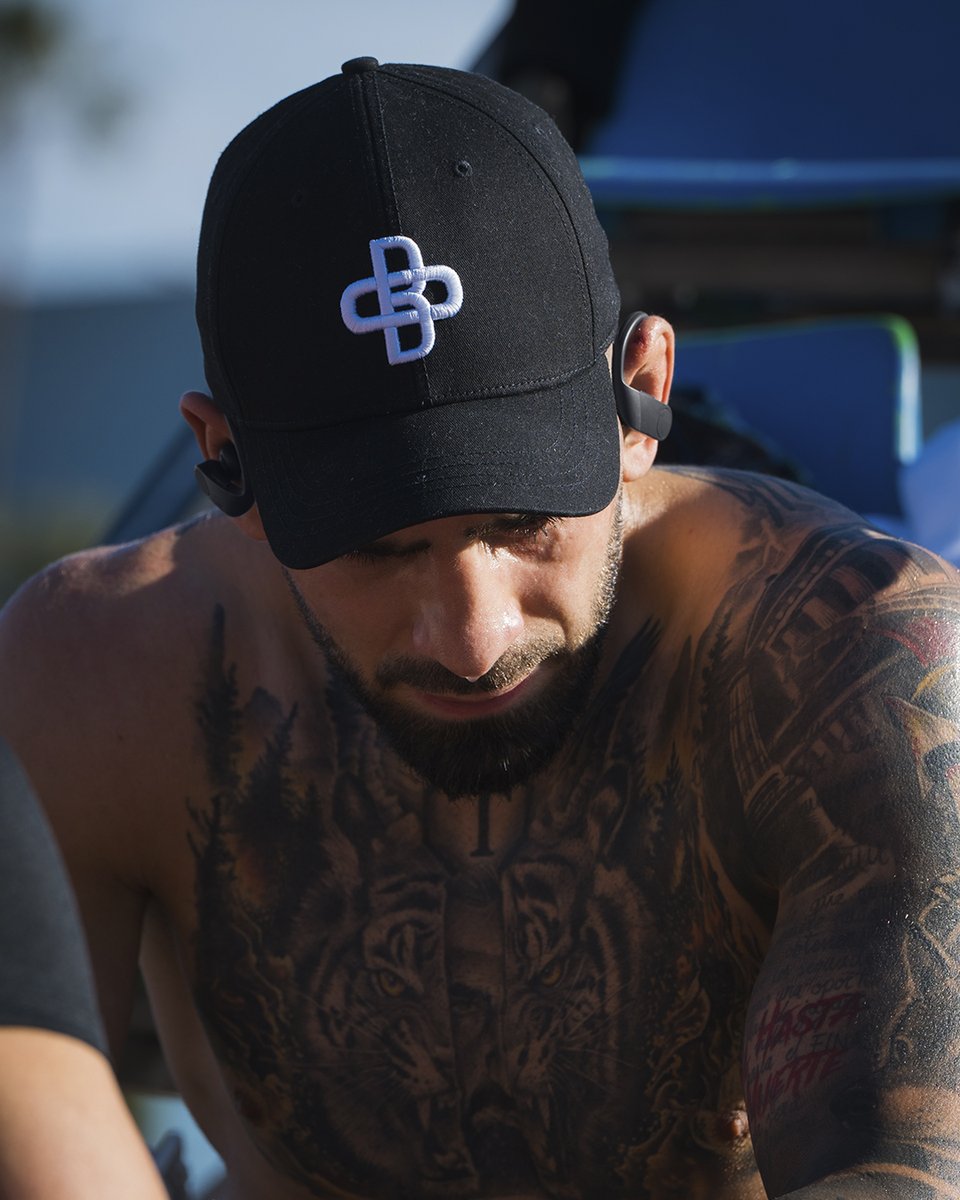 Topuriailia's tweet photo. Entrenando siendo un auténtico #Oblack, rompiendo récords. Siendo único, siendo diferente. 🖤
#DestacaConOblack https://t.co/gRRzyMwL84