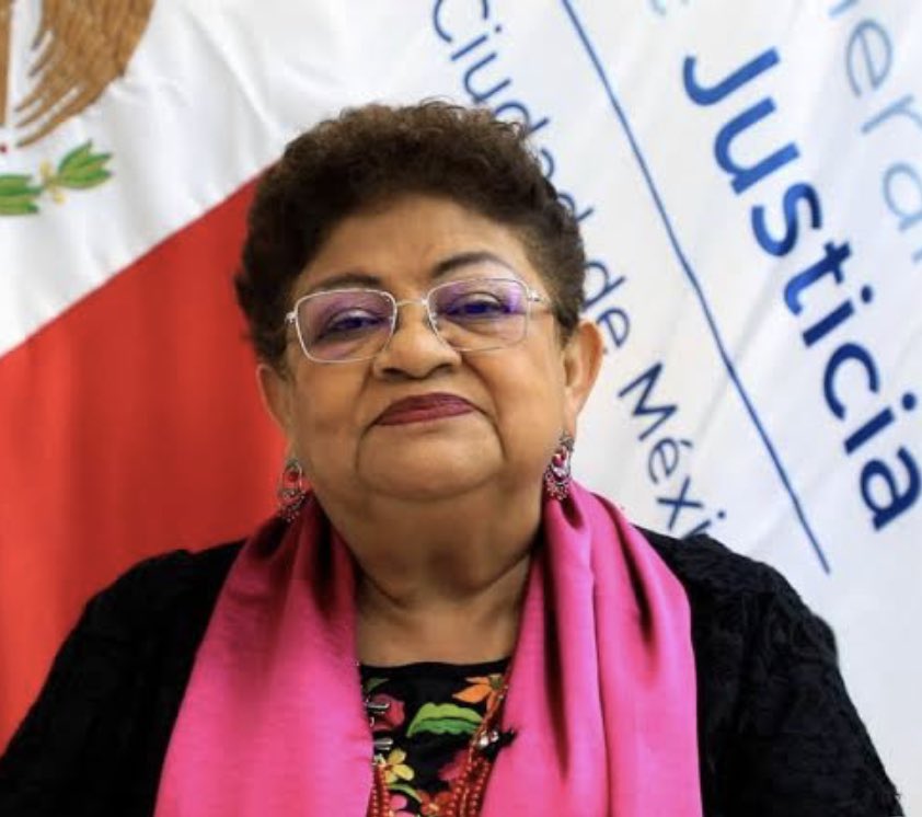 🧵Escandalos de Ernestina Godoy por los que no queremos su ratificación en la Fiscalía de la CDMX.

Abro hilo: