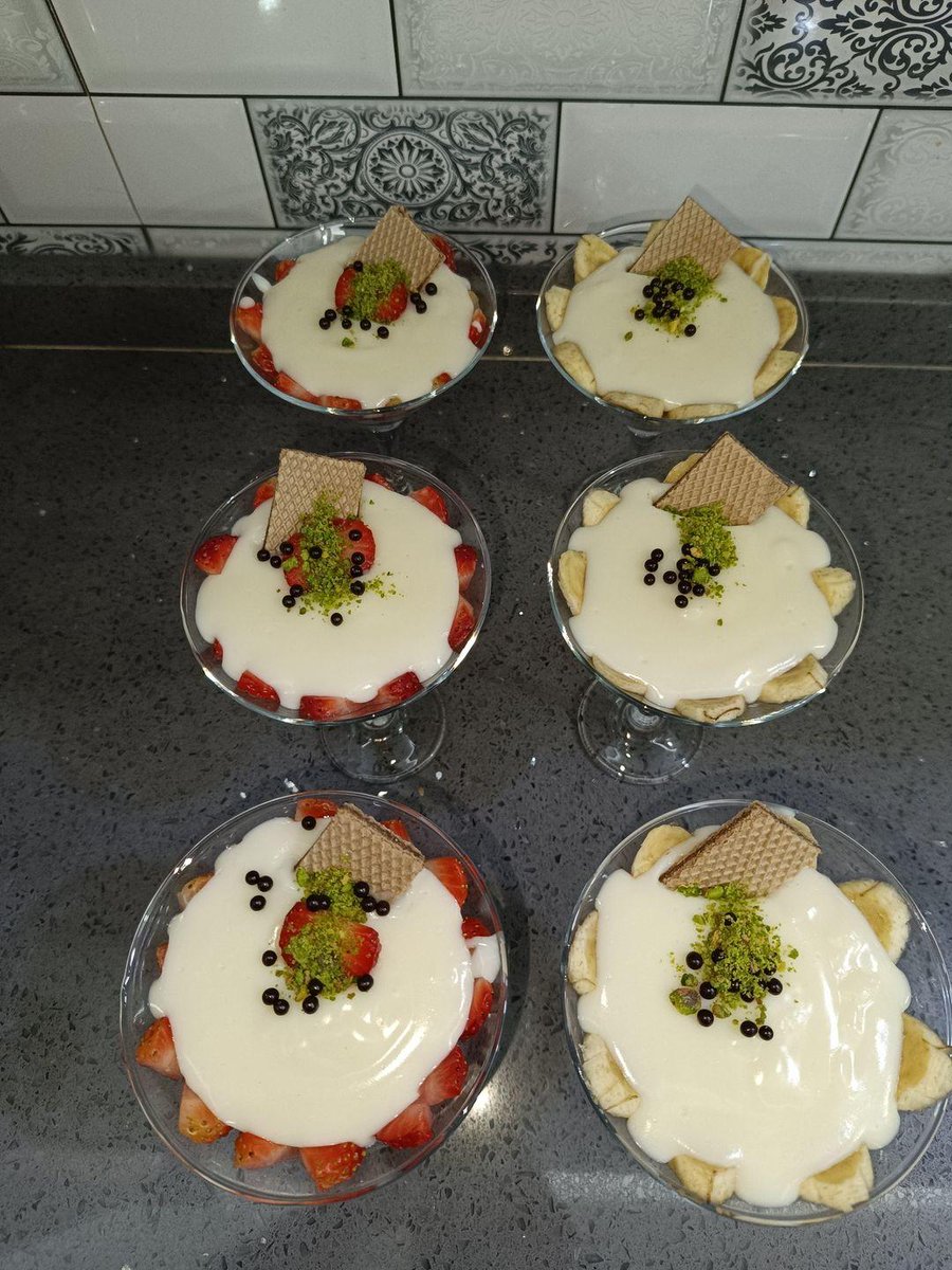 Yaptık işte birşeyler 🍓☺️
Sizinde canınız çehsinn asdf😅😅🫣