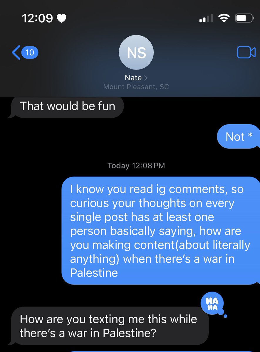 __emia's tweet image. My friends are funnier than yours.