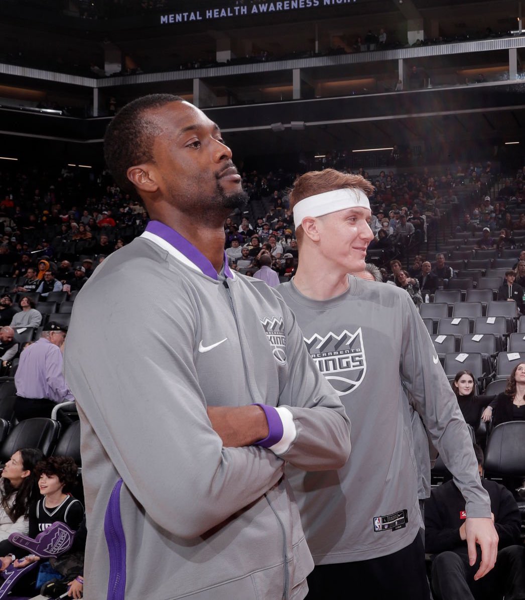 Magnus Savage on X: 👀  X