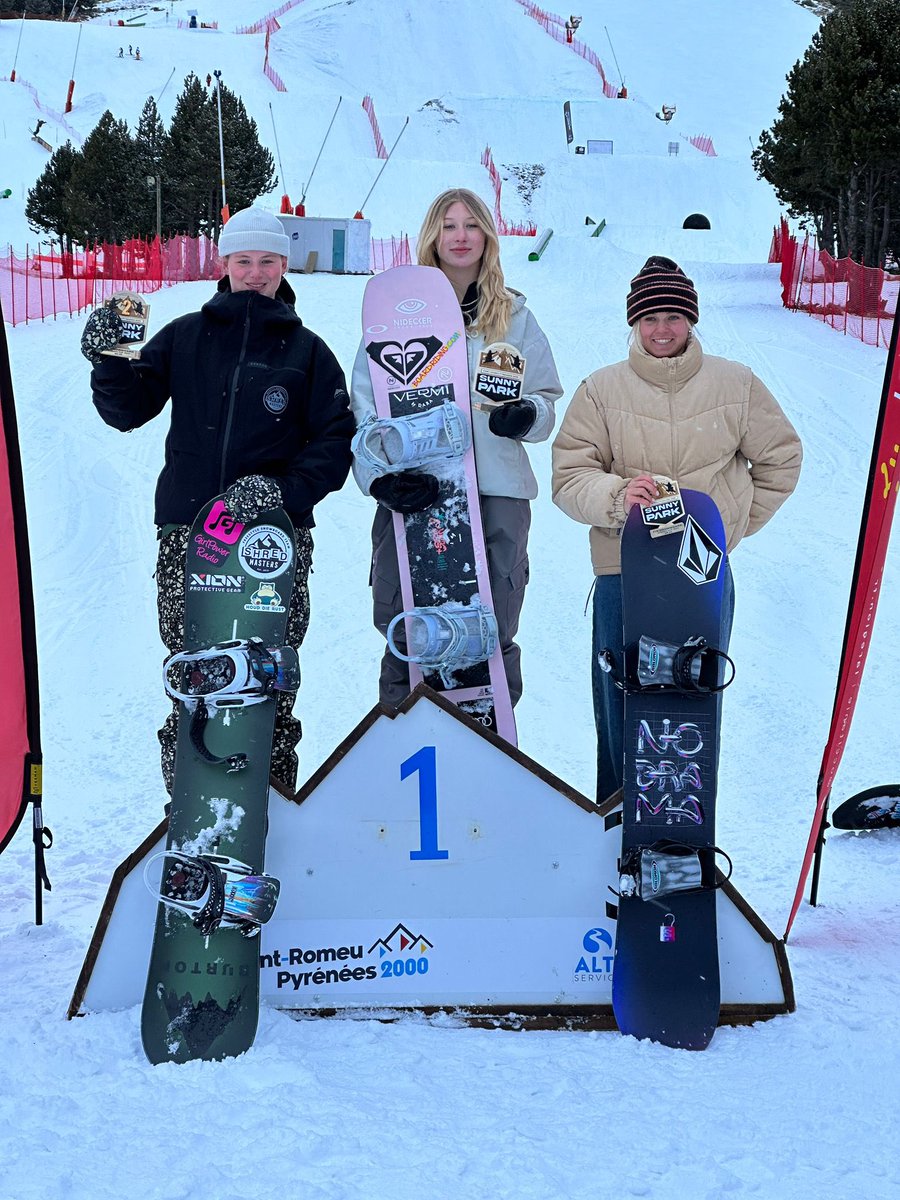 Big congratulations to Masie for clinching 3rd place in the @fissnowboard Europa Cup with stunning Front 7 and Cab 7 landings! 🏂🥉 #gbsnowsport