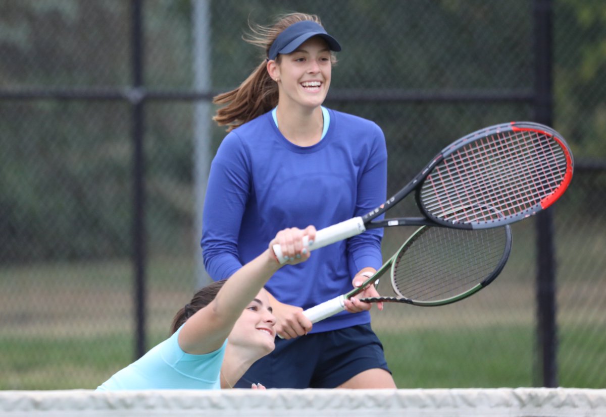BrentKSHSAA's tweet photo. Class 3-2-1A Girls State Tennis Championships photo gallery:

https://t.co/C04xZnvBuZ

#KSHSAACovered x @CapFed https://t.co/7sS9oU8KVV