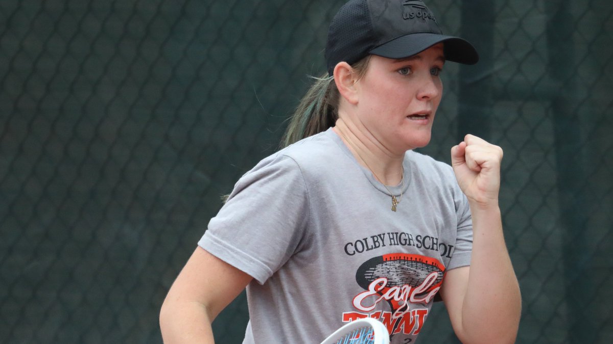 BrentKSHSAA's tweet photo. Class 3-2-1A Girls State Tennis Championships photo gallery:

https://t.co/C04xZnvBuZ

#KSHSAACovered x @CapFed https://t.co/7sS9oU8KVV
