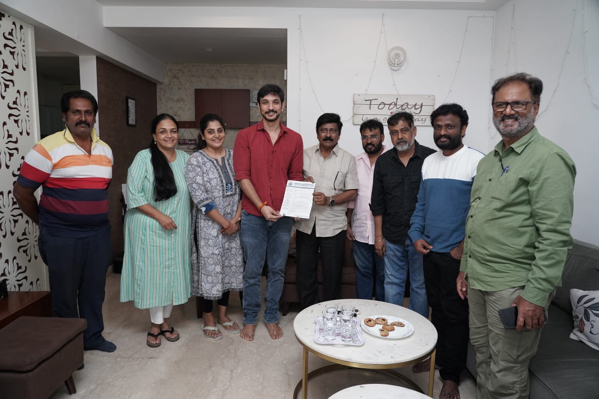 V2Cinemas's tweet image. #GauthamKarthik will be attending the #Kalaignar100 grand event.

#கலைஞர்100 @Gautham_Karthik
@mohan_manjima