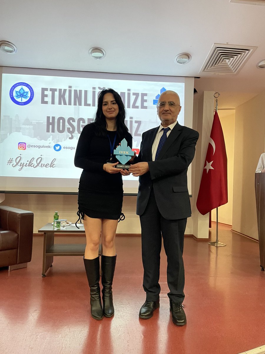 Bu sene altıncısını düzenlemiş olduğumuz Ekonomi Zirvesi Etkinliğimizde bizlere eşlik eden çok değerli konuşmacılarımız ve bizleri yalnız bırakmayıp etkinliğimize gelen herkese çok teşekkür ederiz ✨
#İyikivek 💙🤍