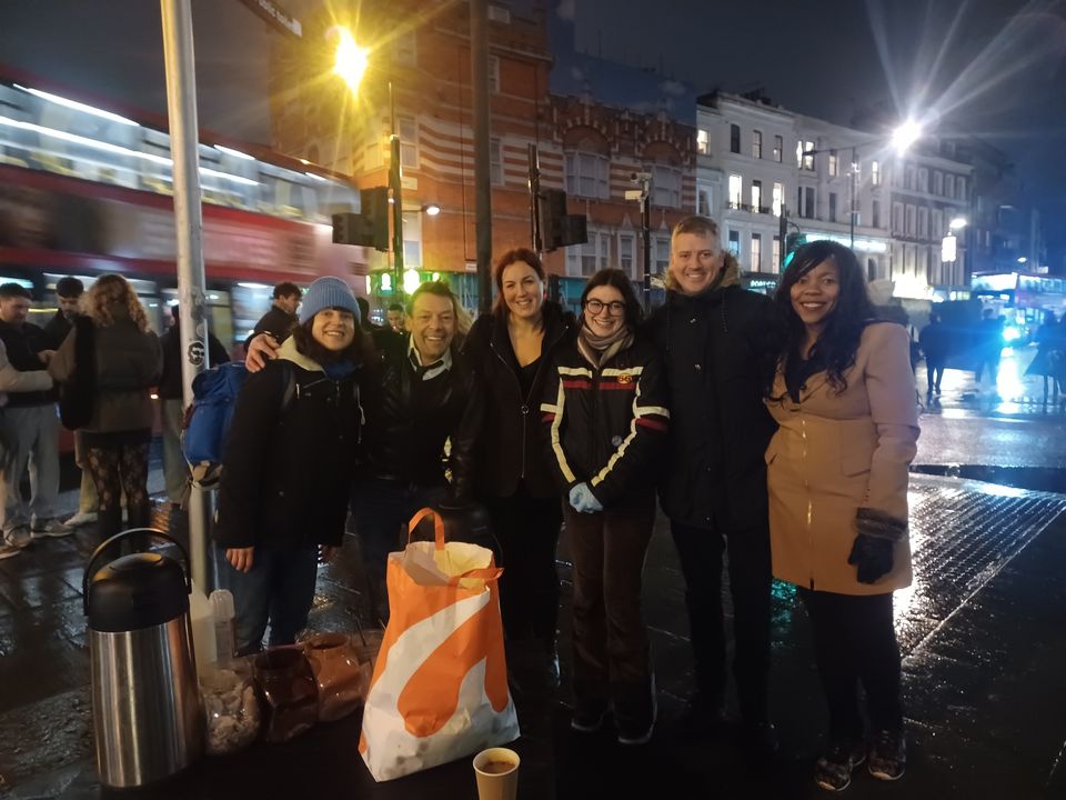 Here was the final @streetskitchen #Camden outreach of 2023. Back by the tube tonight 7.30pm with 🍴🫖❤️& hope that we can work constructively with @CamdenCouncil in 2024 to ensure improved outcomes for our friends experiencing #Homelessness. #GiveAShift #SolidarityNotCharity 👍