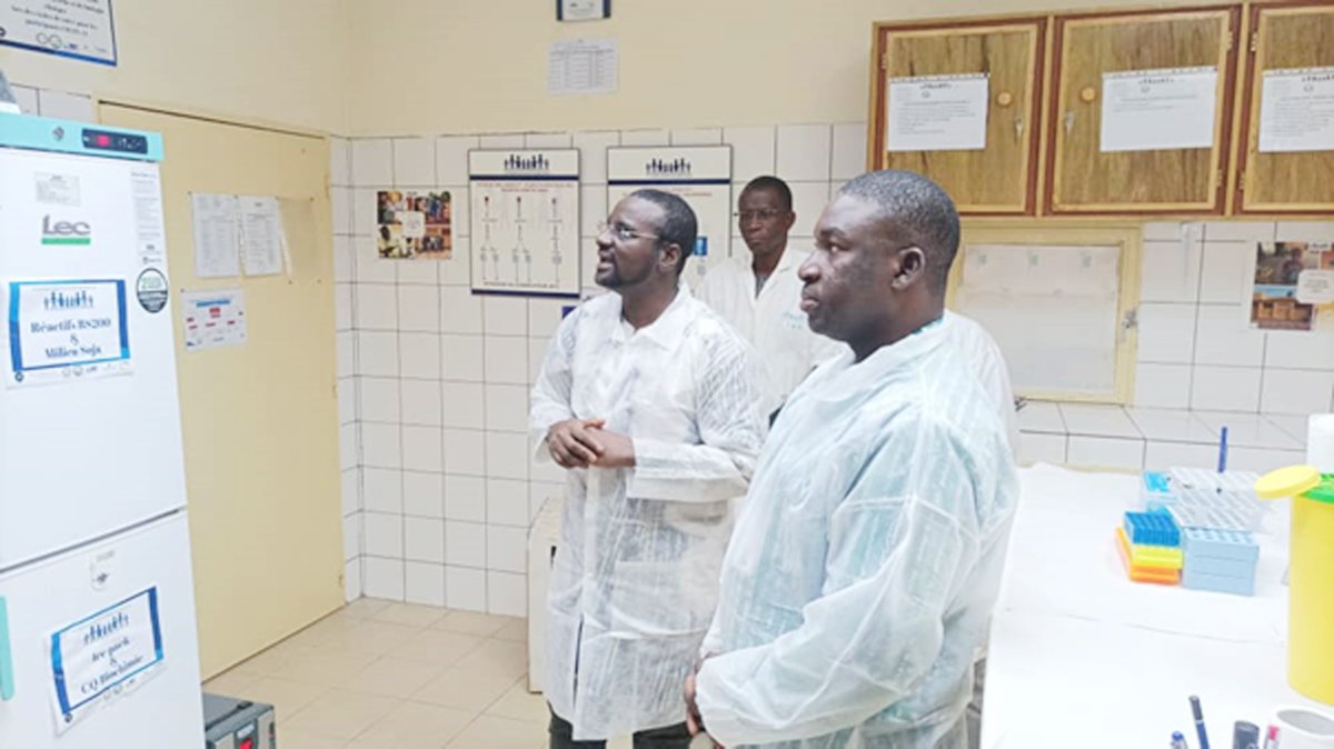 LE DIRECTEUR TECHNIQUE DU CENTRE MURAZ VISITE LE SITE DU PROJET ONE HEALTH-COHWA BANFORAttps://www.facebook.com/burkina.centremuraz/posts/pfbid0sSNG51edVm1PKMMTrUXixesQa3vdz1JEwyc1p85aGJVDJTJRqnYA2pAr8MPHuK5sl?notif_id=1704474364649395&amp;notif_t=feedback_reaction_generic&amp;ref=notif