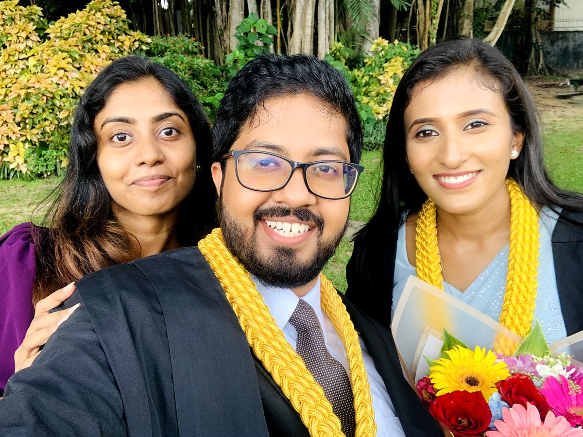nuhtim1's tweet photo. Graduated! https://t.co/whenlUE3vG
