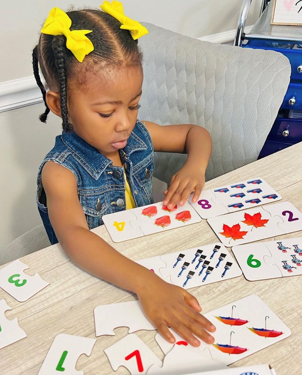 Match 'em up! 😎

Matching is an essential pre-reading skill that prepares young minds for their future education. Our Match It! Games cover every educational subject, varying from basic spelling to anatomy &amp; geography! 🧠✏️