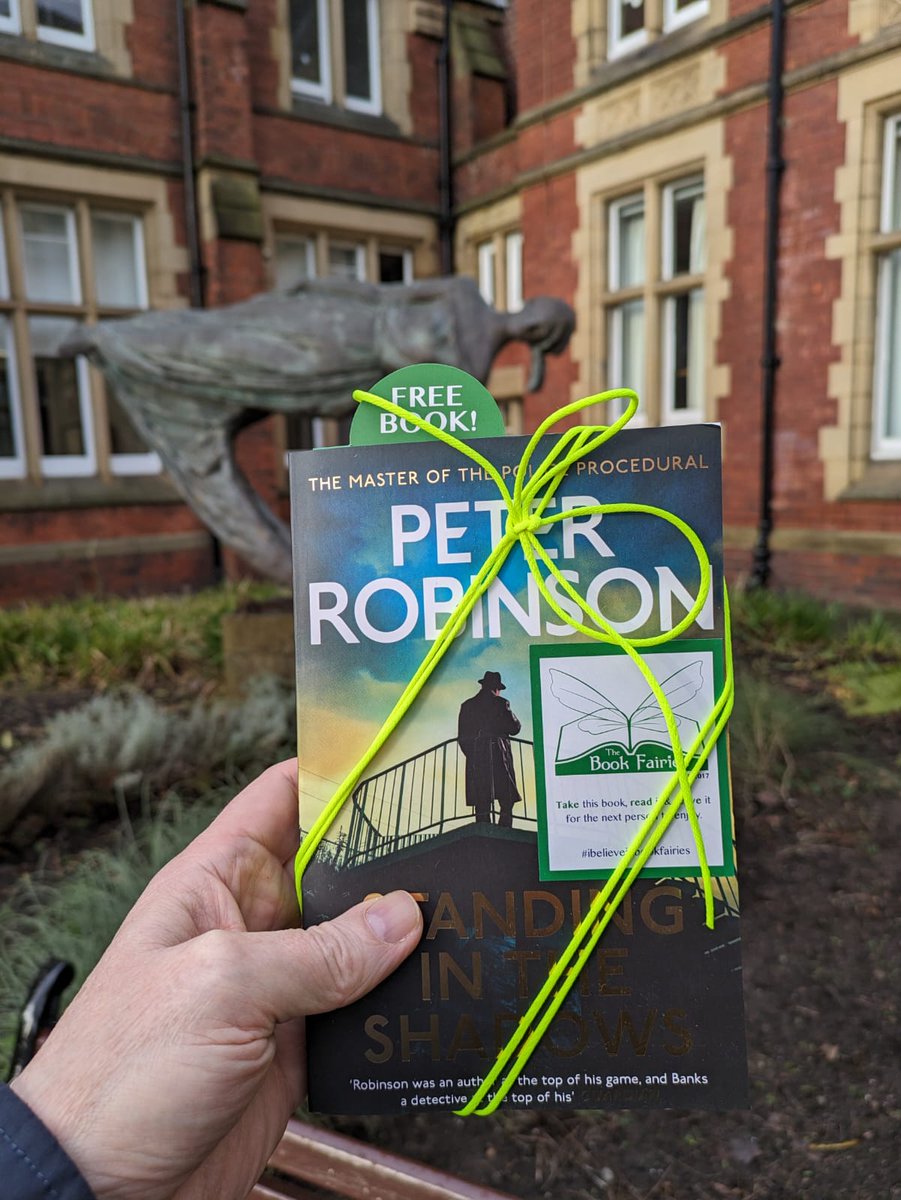 _AnnaBlight's tweet photo. “Time was of the essence”
The Book Fairies are sharing copies of #StandingintheShadows by #PeterRobinson, the final instalment of the #DSBanks series.
Will you spot one in #Leeds ?
#ibelieveinbookfairies #TBFStanding #TBFHodder #farewelltobanks https://t.co/6Z5xsNb5Ks