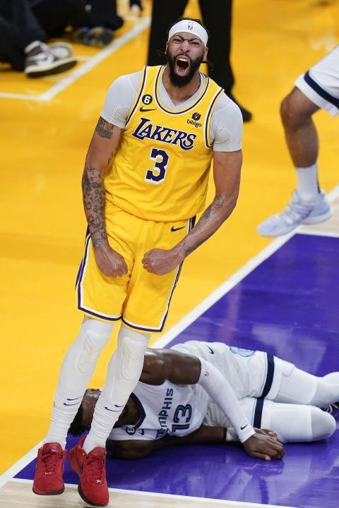 PurpleGoldMinds's tweet photo. 🏀 LAKERS GAMEDAY 🏀

🟣 vs @Memgrizz #BackToTheGrind

⏰️ 7pm (PST)

🏟️ https://t.co/HuPZp2x0FD Arena

Let's get the 1st W of 2k24.

#YearofMamba #LakeShow #NBAX https://t.co/Lu1FOAr2V8
