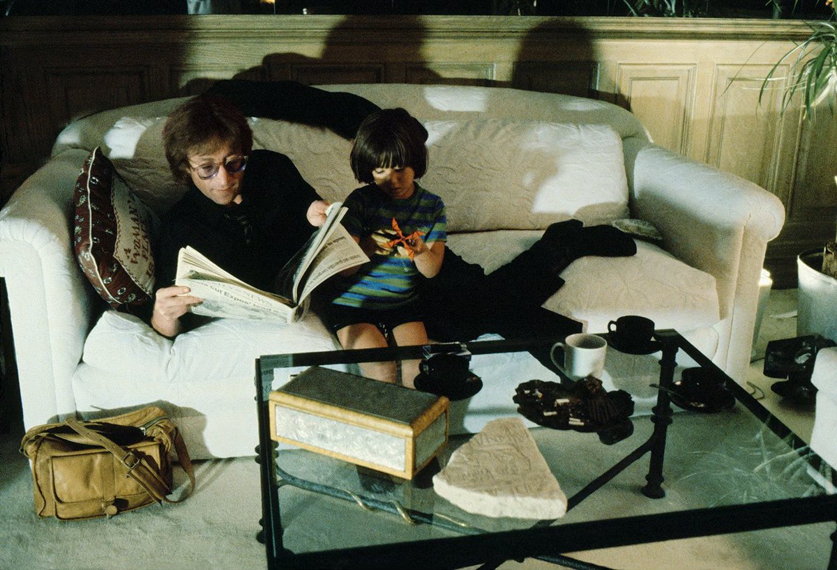 Yoko Ono tweet media