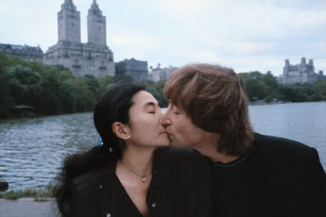 Yoko Ono tweet media