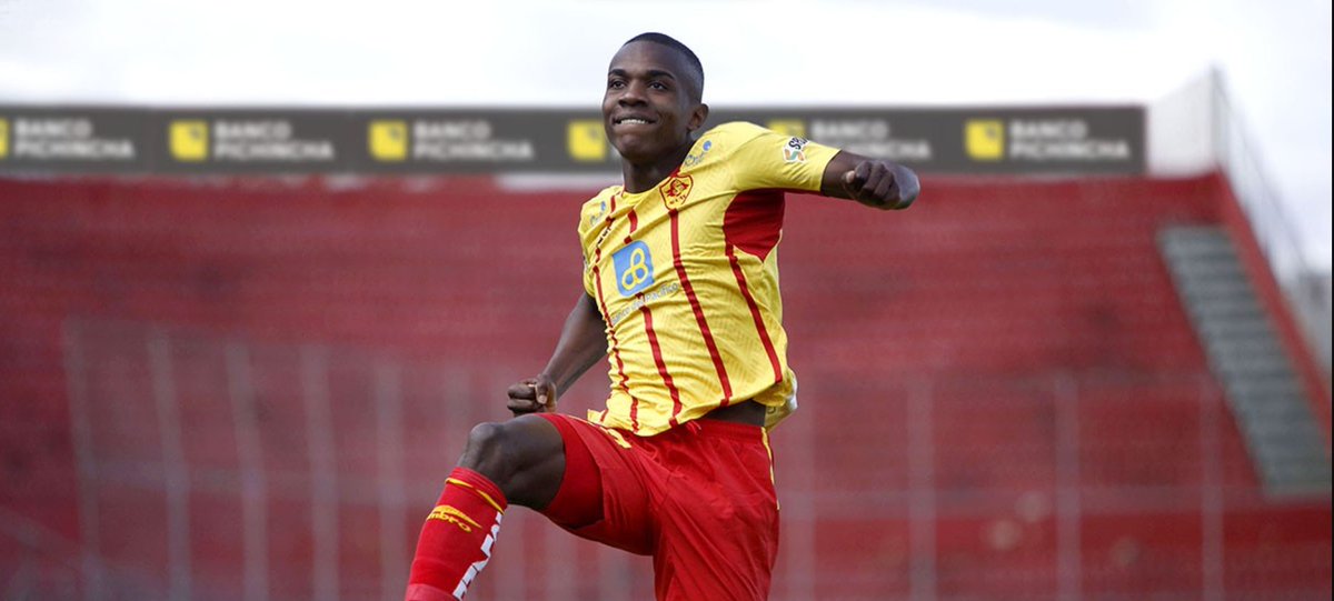 "AHORA 24":   

Porque Independiente pagó U$D1M en 24 cuotas mensuales por el 50% del pase de Jhonny Quiñónez.