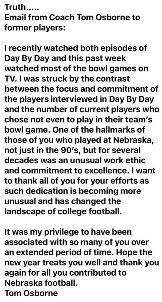 Coach Osborne emails his former players, thanking them for their “unusual work ethic”, especially during bowl season.

This is why Osborne is the 🐐 #GBR
