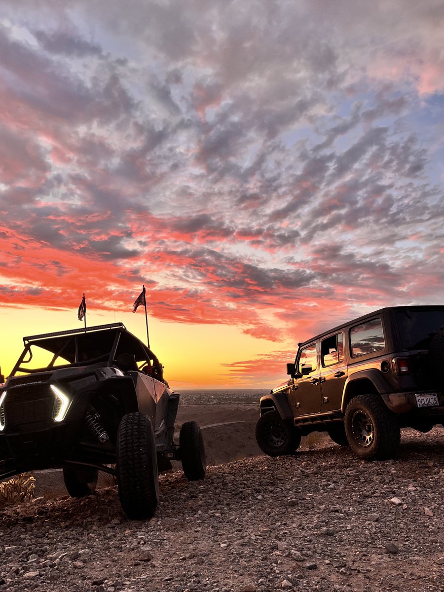 Just a jeep…. And beautiful Arizona sunset. #jeep #jeeplife #justajeep #jeepmafia