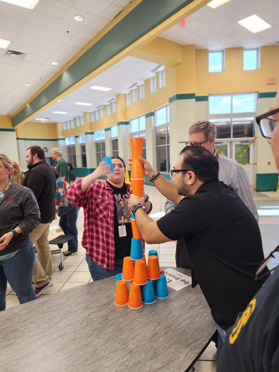 jameycosper's tweet photo. Pirate Winter Olympics!   @R_FHSPirates https://t.co/UXf09vpe2Y