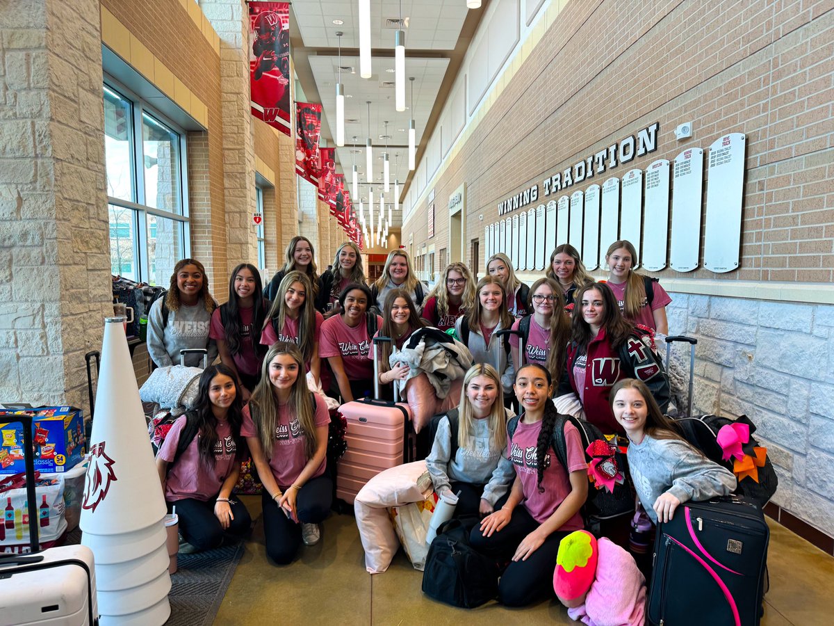 Weiss Cheerleading tweet media