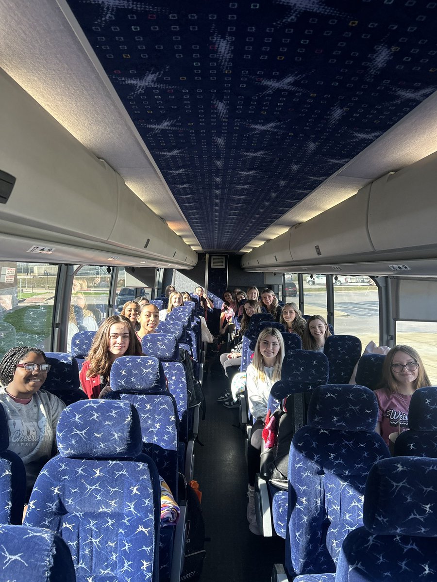 Weiss Cheerleading tweet media