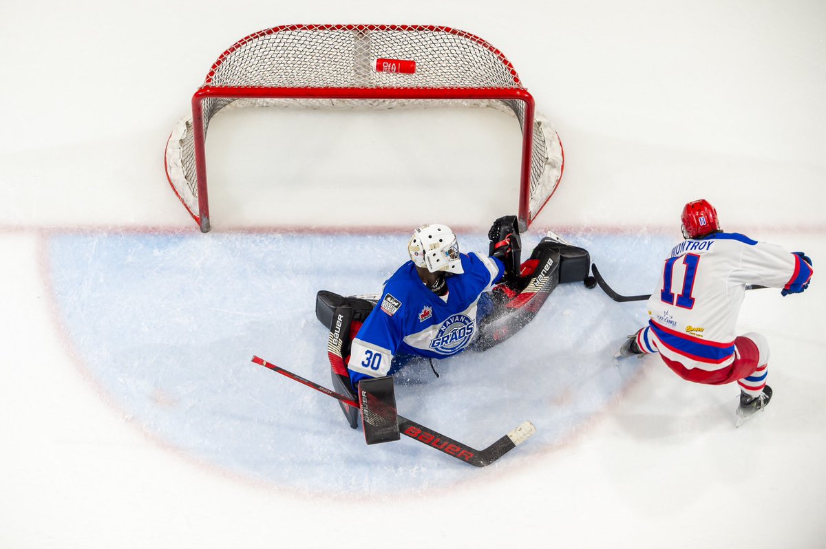 Sensduck12's tweet photo. Jaeden Nelson (07’) for the Grads last night was nothing but spectacular. 

Grads were down 1-0 until the 7 minute mark, where they’d score two goals to complete the comeback. 

Nelson saved a miraculous 42 of 43 Cornwall Shots to keep his team in the game late.

#thebrickwall https://t.co/JZlATm7QAV