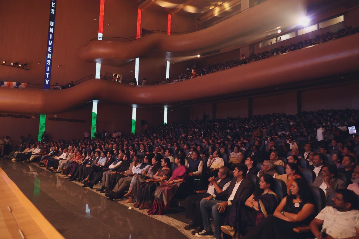 An enjoyable conversation with @Tejasvi_Surya about #WhyBharatMatters in Bengaluru. 

It’s always good to see the flag bearers of #AmritKaal connect with India’s foreign policy.