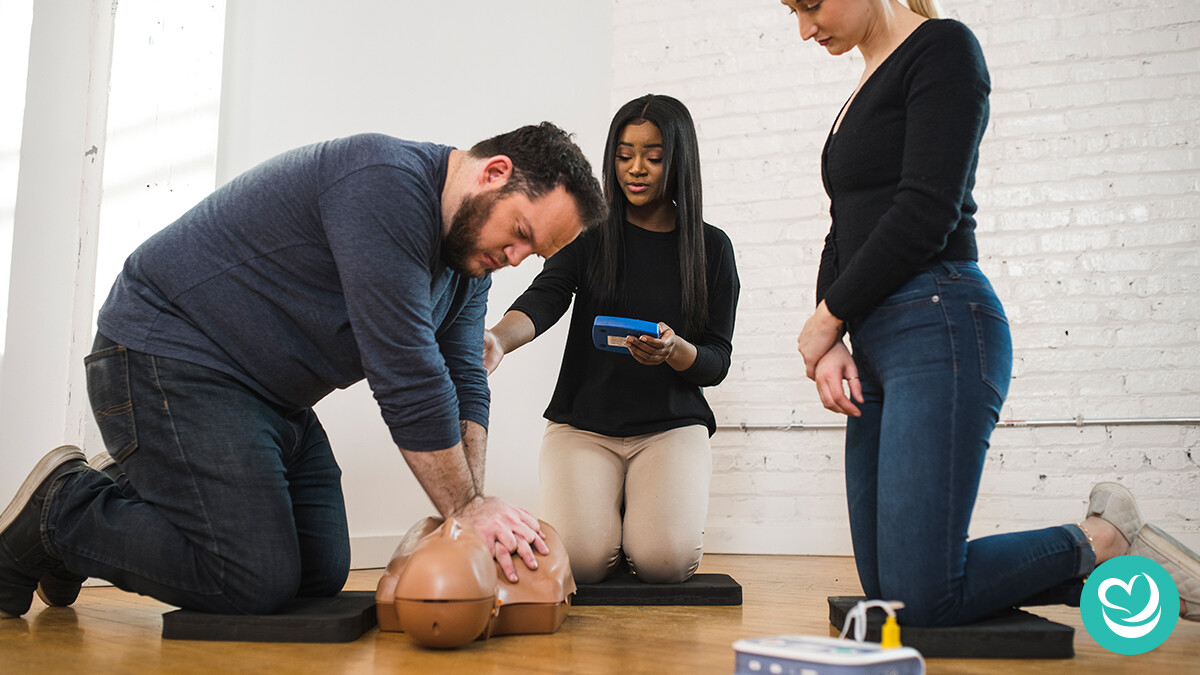 worldpointprod's tweet image. Did you know CPR training is less commonly conducted in Black and Hispanic communities?

At #WorldPoint, we believe that every community deserves a fighting chance. This is why we stress the importance of bringing #CPR training to vulnerable communities.