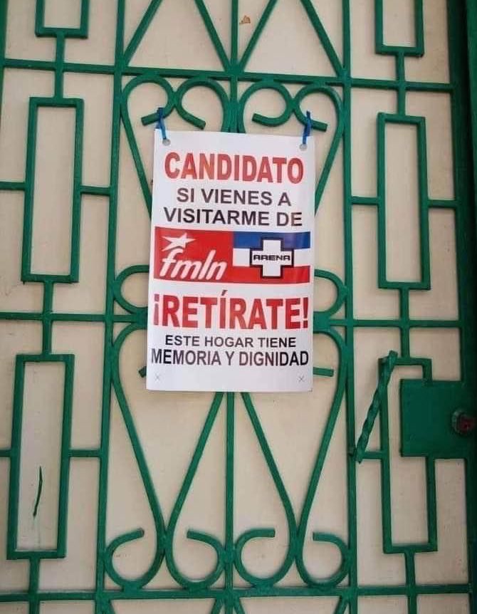Silvita_Sorian0's tweet photo. Educadamente para que no molesten 😁 https://t.co/jcAVGP1vcF
