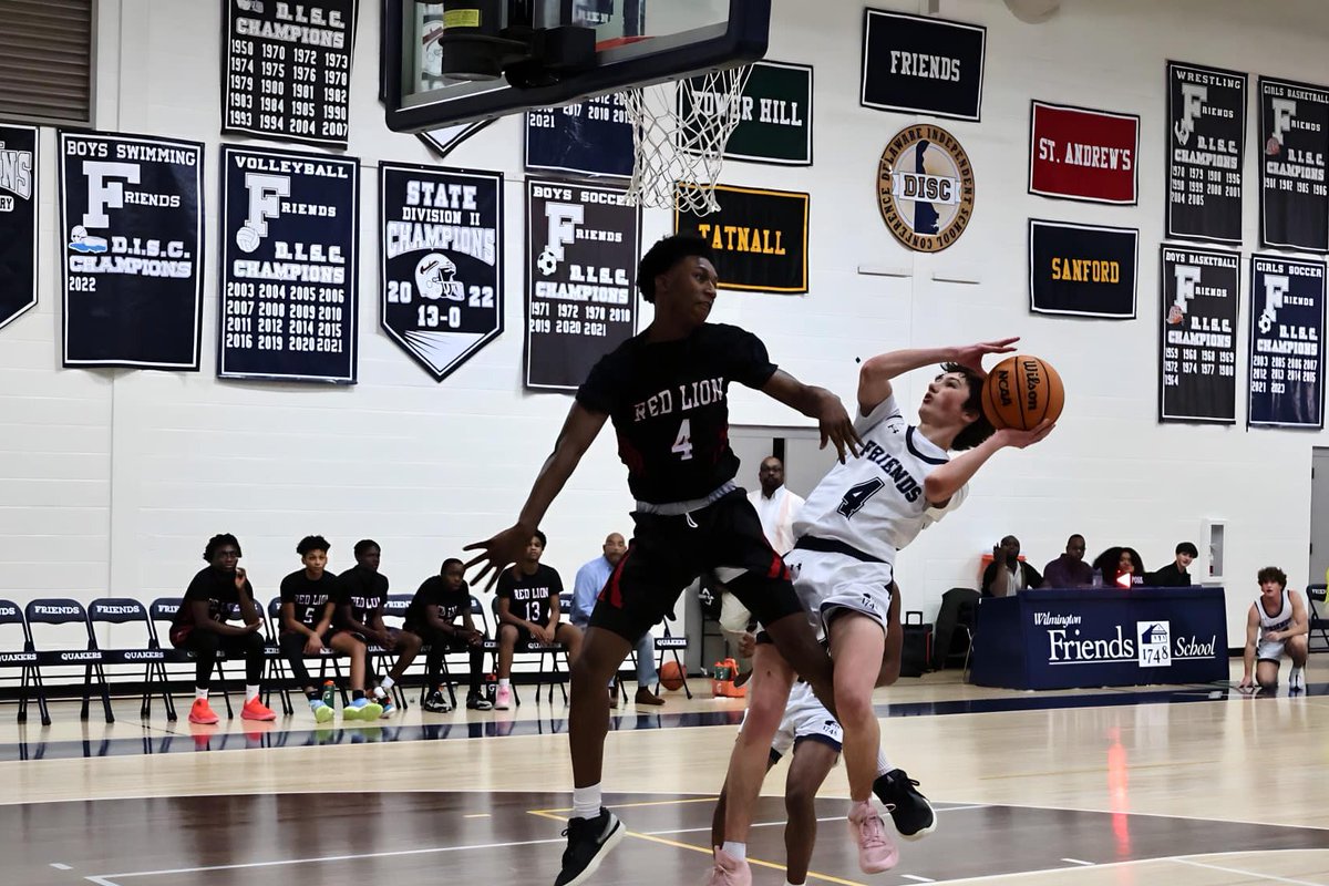 WilmFriends's tweet photo. Boys' 🏀 defeated Red Lion yesterday, 59-25!

Ryan Tattersall ’25 scored a game-high 16 points to lead the WFS offense. Andrew McKenzie ’24 added 11 points while Joey Winchell ’25 netted ten. https://t.co/EYdoVIOx1k