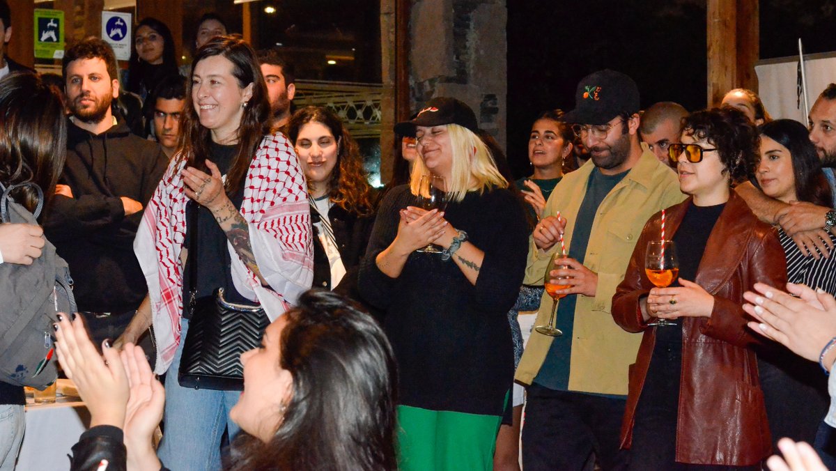 belen2000chile's tweet photo. ¡La semana pasada fuimos partícipes de un encuentro juvenil inolvidable que reunió el espíritu de diversas organizaciones palestinas! Nos encontramos en el Club Palestino para compartir y fortalecer la unidad entre todos. https://t.co/A7NBjgqP59