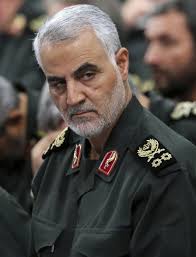 MohammadMo9140's tweet photo. اگر حاج قاسم نبود این اتفاقات تروریستی توی ایران عادی بود
خدا رحمت کنه #حاج_قاسم رو که این تکفیری‌های داعشی رو از پا انداخت تا خیلی از دختر های کاپشن صورتی با #گوشواره_قلبی در کشورم شهید نشن 
#گوشواره_قلبی https://t.co/31qI30sN7M