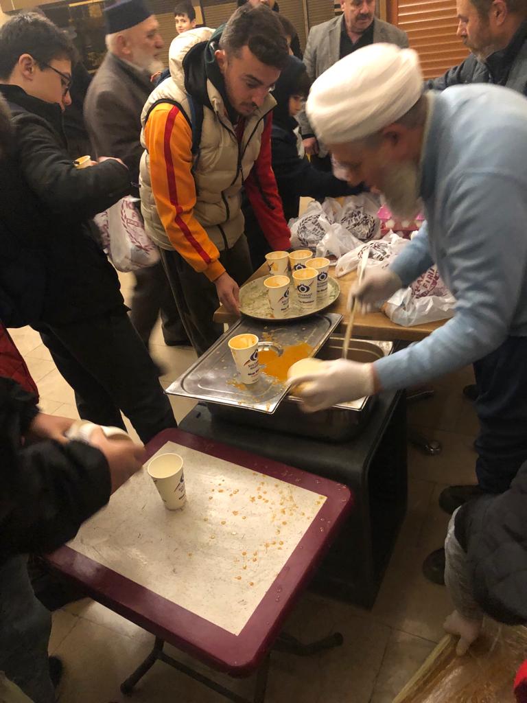 ÇEDES projesi kapsamında sabah namazında buluşuyoruz.
Namaz sonrası çorba ikramında bulunan Sultangazi belediyemize teşekkür ederiz. ✨️
<a href="/sultangazimem1/">Sultangazi İlçe Millî Eğitim Müdürlüğü</a> <a href="/sultangazibeled/">Sultangazi Belediyesi 🇹🇷</a> <a href="/sddemir25/">S</a>