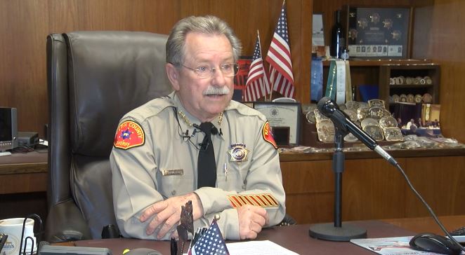 KGETnews's tweet photo. Kern County Sheriff Donny Youngblood called California’s law banning carrying guns in public spaces an “all-out attack on firearms and people who legally possess them” in a public statement Friday. Read the Sheriff's full statement: 
https://t.co/i5FA9c7pGb https://t.co/Rt4BLbNoaq