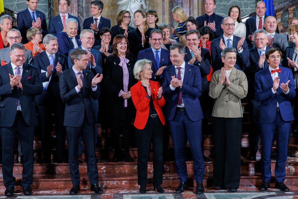 <a href="/EU_Commission/">European Commission</a> @EU2024BE One of @EU2024BE's priorities is 'Prepare for the future'

In the last year of its mandate, the <a href="/EU_Commission/">European Commission</a> will keep working hard on this.

We will:

→ Table a communication on the 2040 climate targets

→ Prepare for an enlarged EU