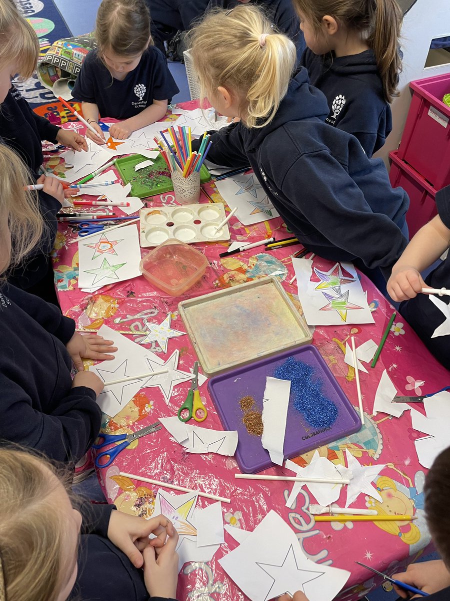 The craft area was the place to be this morning! The children made beautiful star wands to try and make their New Year wishes come true. 🌟 🪄 <a href="/DanesfieldSchl/">Danesfield School</a>