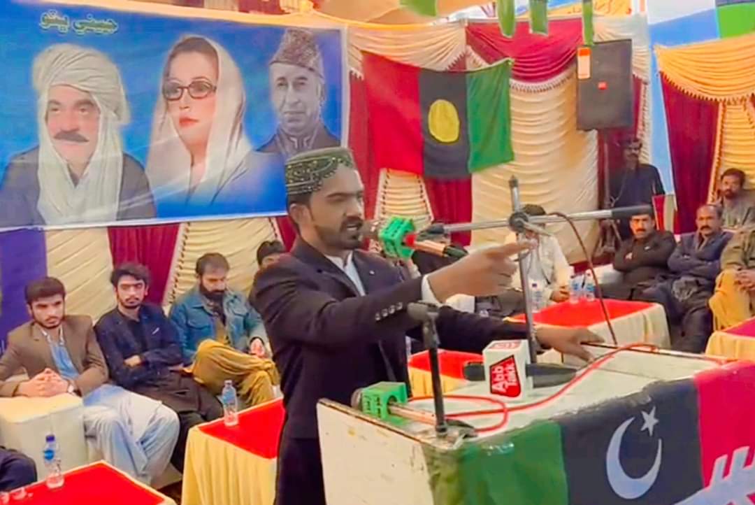 mallah_rabail's tweet photo. Attended 96rd Birthday celebrations of Quaid-e-Awam Shaheed Zulfikar Ali Bhutto organised by #PPP District President Jamshoro Seyd Asif Ali Shah sb At Sehwan https://t.co/fokhyj6B8B