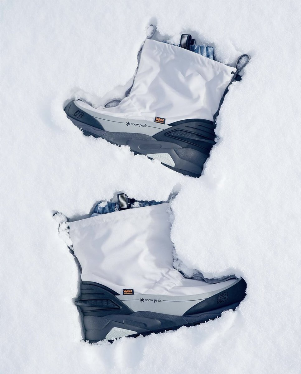Mens_DP's tweet photo. Unleash the future of footwear fashion with the Snow Peak x TOKYO DESIGN STUDIO New Balance Niobium Concept
Available worldwide starting today!
Credit: @NBClassics
#SnowPeak
#TOKYODESIGNSTUDIO
#NewBalanceNiobiumConcept https://t.co/TmsNIncFKl