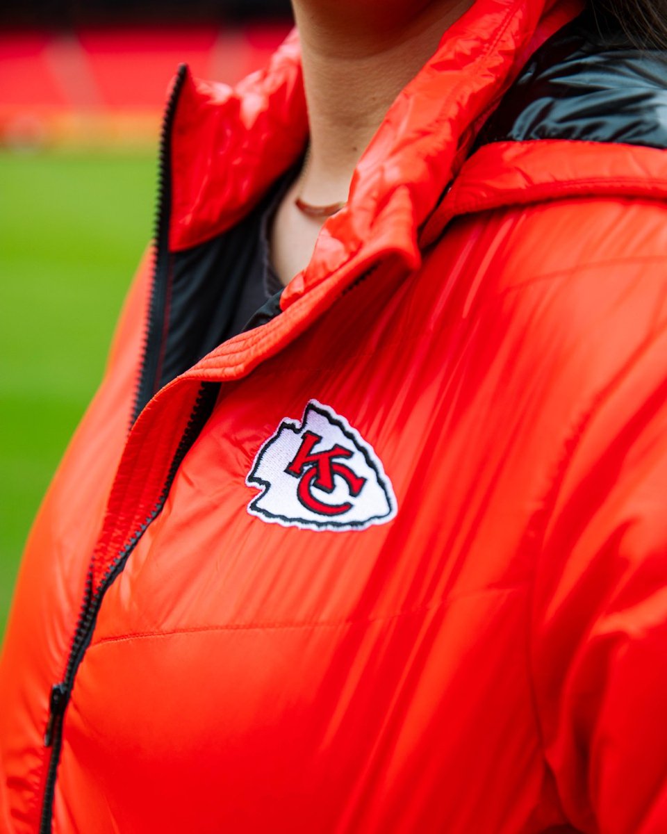 Braving the cold has never looked so good! Add to your game-day wardrobe with this women's hooded puffer jacket from The Wild Collective, available now at the Pro Shop. Come by and see us, or call 816-920-8223 to place an order for shipping or pickup!