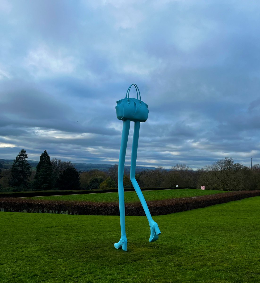 So options for pit stop en route home were either ‘England’s worst service station’ or Google places to visit near the motorway. So glad we picked the latter 💕