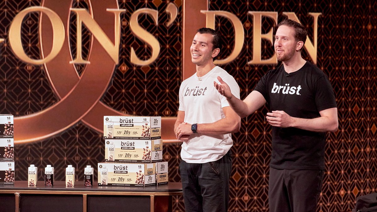 These friends figured out how to make your morning boost of caffeine a little more nutritious: cbc.ca/dragonsden/pit…