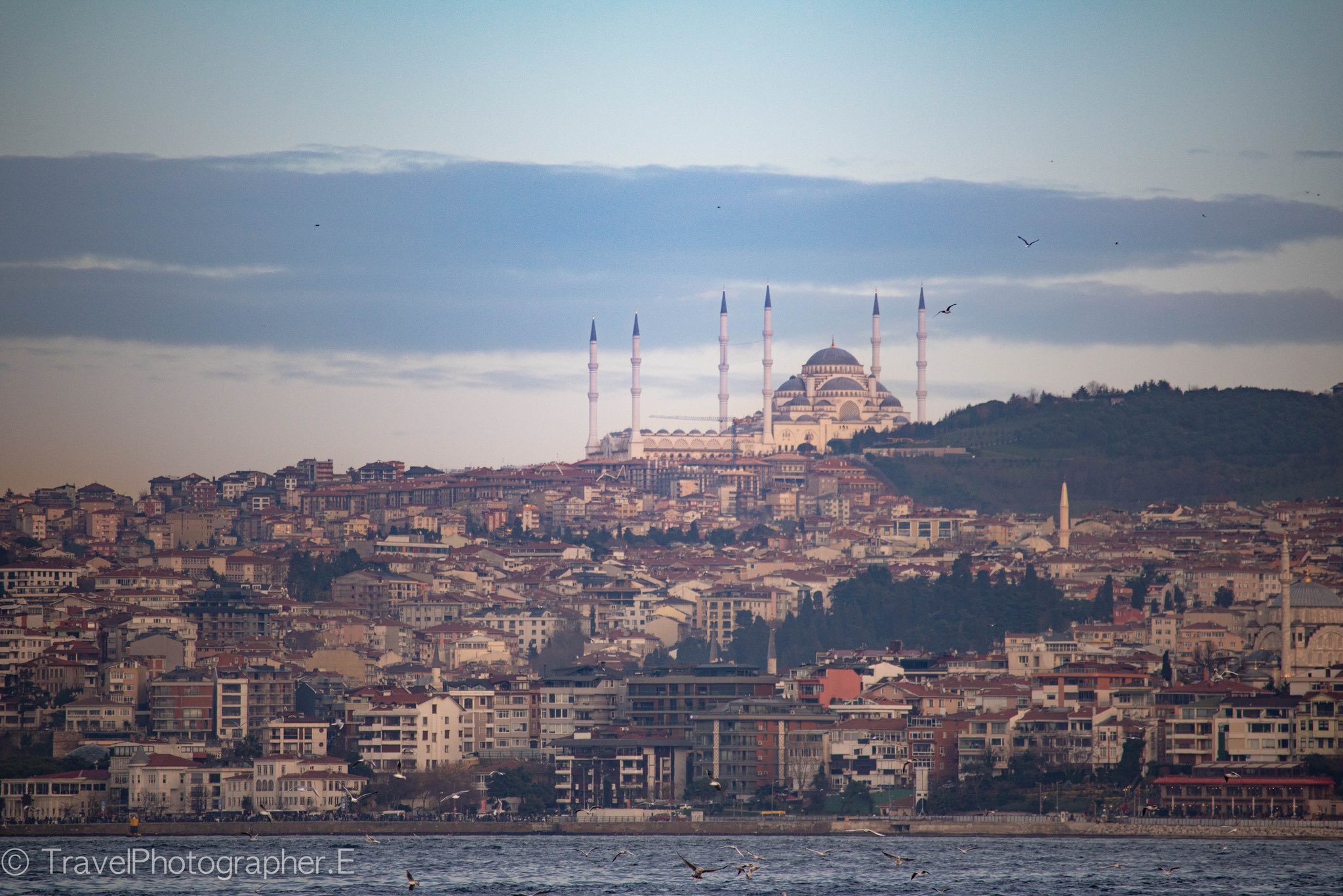 イスタンブール : トルコ トルコ・イスタンブール最新情報1】ヨーロッパ側新市街に登場