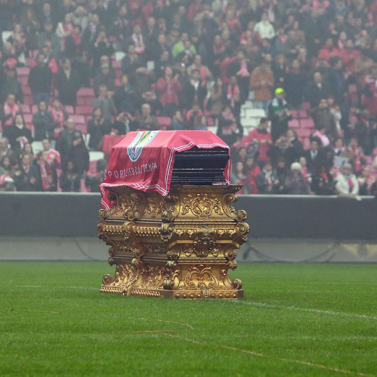 Das imagens mais fortes do Sport Lisboa e Benfica.

Tu és o nosso Rei, Eusébio! 🤍👑