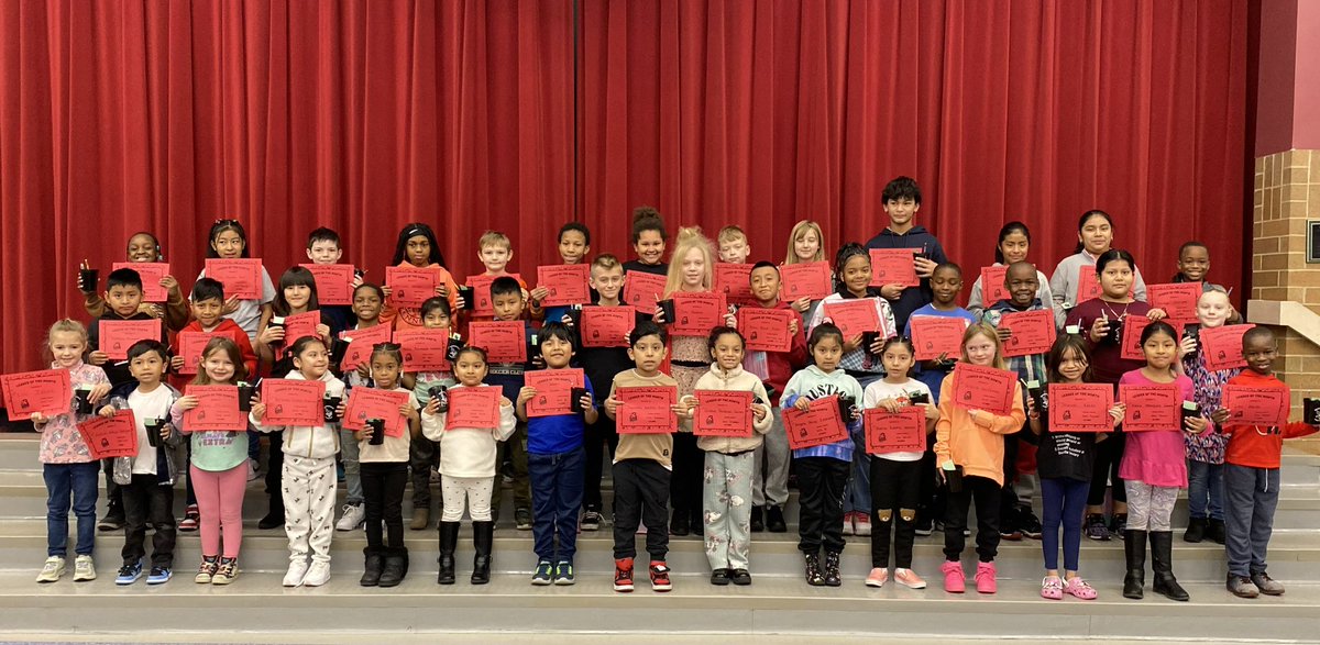 HeirJordanK5's tweet photo. Here they are!!! The December Leaders of the Month! 
#SHElem #AAGV https://t.co/p02ZqCHYlR