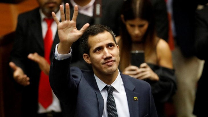 jguaido's tweet photo. Cada 5 de Enero desde que retomamos la AN ha sido un reto defender al país desde ese espacio. Han perseguido a los diputados, han sido forzados al exilio, tomaron militarmente la AN, utilizaron alacranes y a pesar de eso, hoy sigue RESISTIENDO la AN

Maduro sigue siendo ilegítimo https://t.co/XA8gRWz6Pl