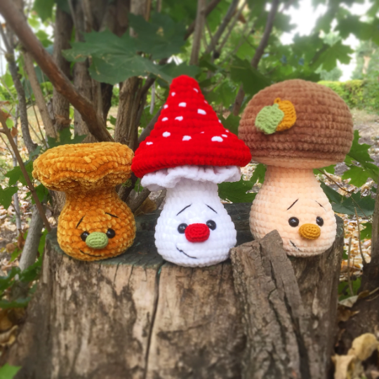 Set mushroom plush 3 toys
dailydoll.shop/shop/set-mushr…
#handmade #dailydollshop #crochettoy #crochetdoll #crochet #toys #doll #amigurumi #amigurumidolls #amigurumitoy #knitting #eastergift #birthdaygift #knittingtoys #knittingdolls #christmastoy #valentinesday #plushtoys #giftideas