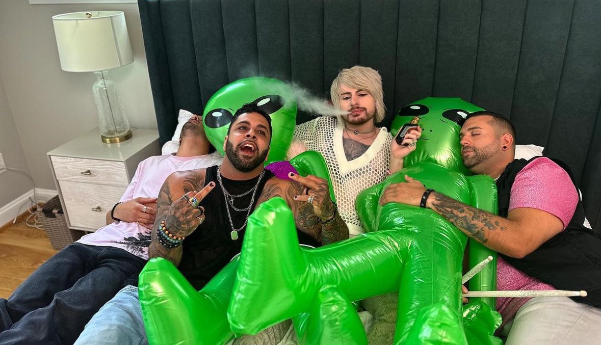 Alex Ramos tweet media